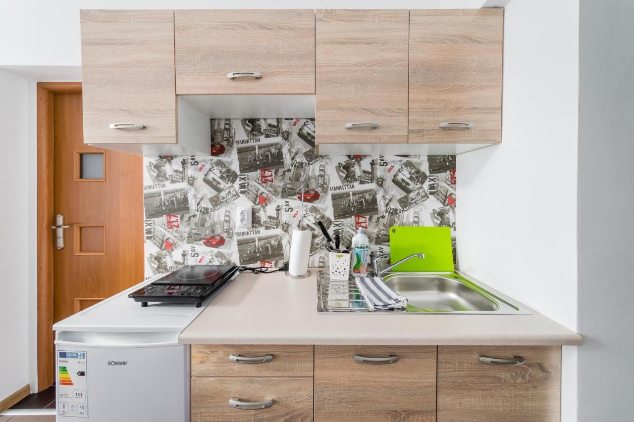 Jm Rooms Lubicz I Krakau Buitenkant foto